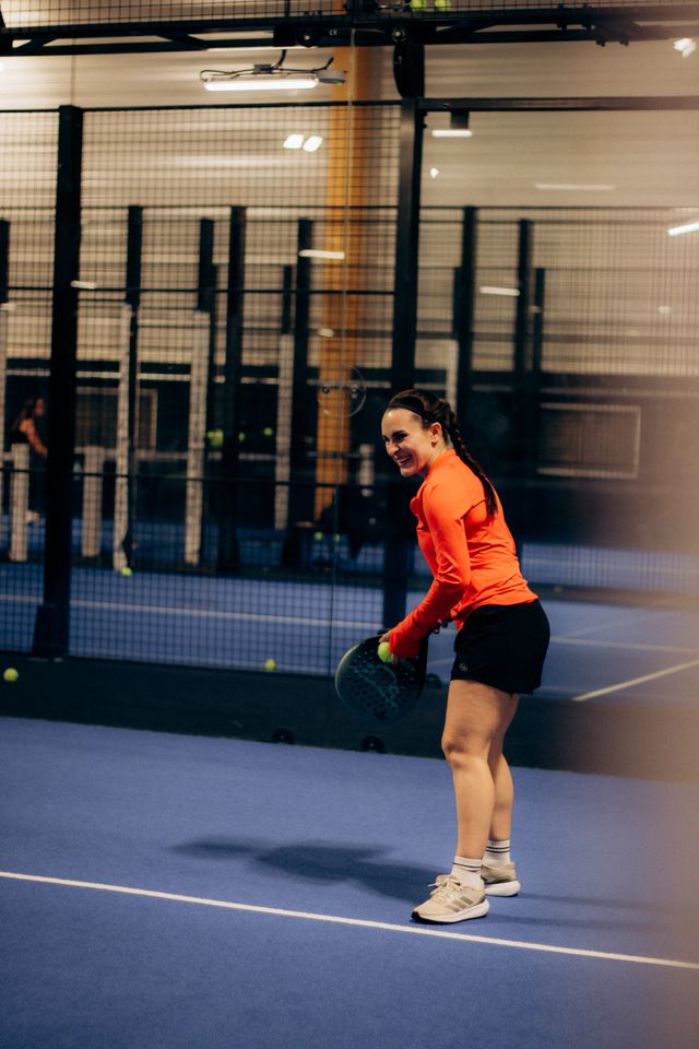 Cara Melakukan Servis Padel yang Efektif